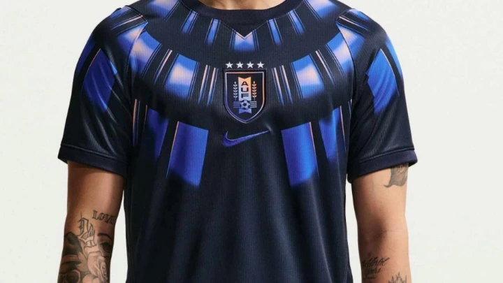 camiseta La segunda equipación URU